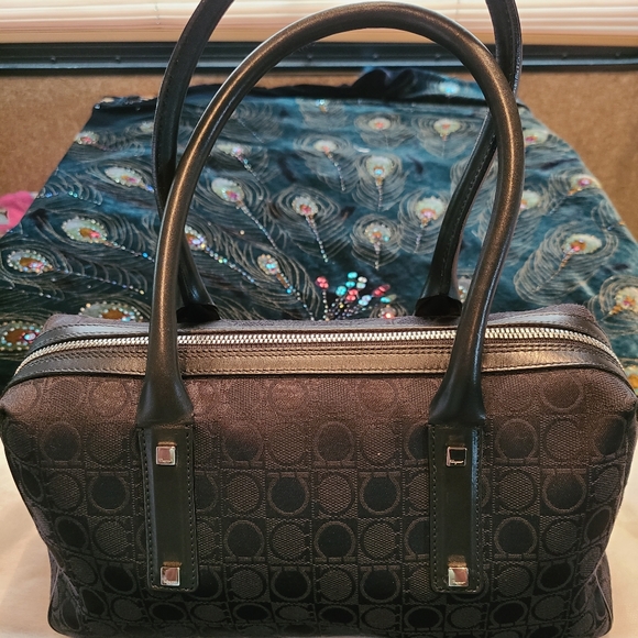 Salvatore Ferragamo Handbags - NWOT Salvatore Ferragamo Gianci Bag